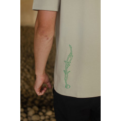 "ZAKORENENÍ NA SPRÁVNOM MIESTE" - béžové SOD tričko (2025, Svätopluk Mikyta)